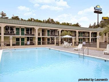 Days Inn By Wyndham Orangeburg South Exterior foto